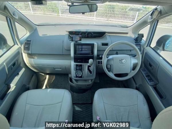 Used 2007 AT toyota noah ZRR70G Image[18]