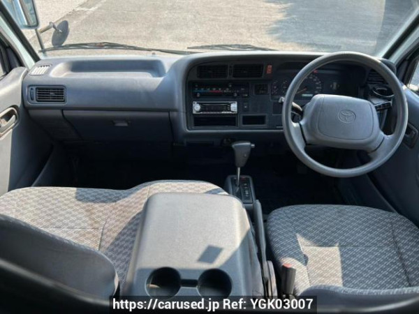 Used 2003 AT toyota regiusace-van RZH112K Image[16]