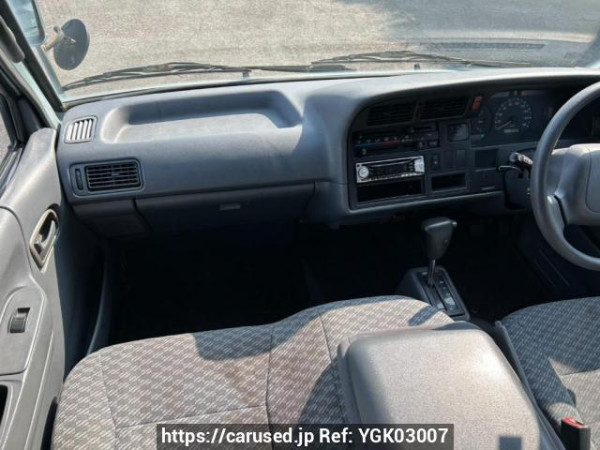 Used 2003 AT toyota regiusace-van RZH112K Image[17]