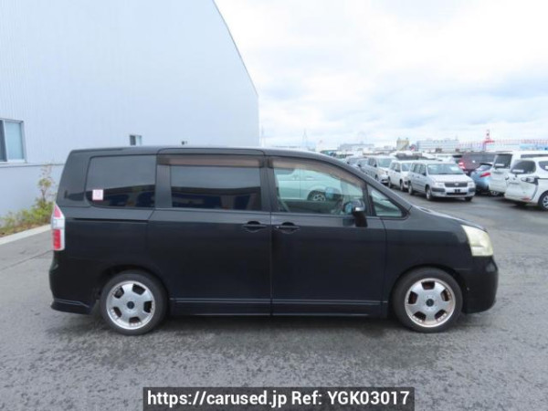 Used 2007 AT toyota noah ZRR70G Image[7]