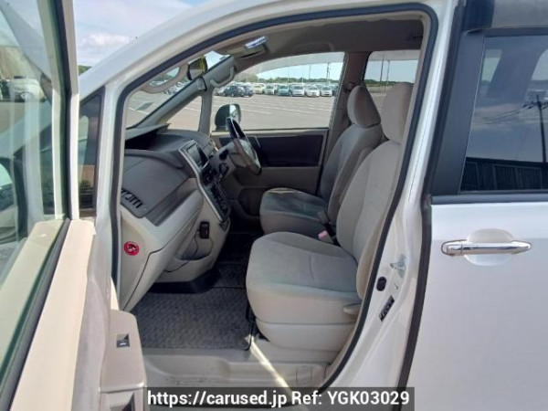 Used 2010 AT toyota noah ZRR70G Image[13]
