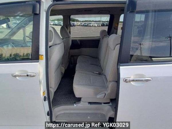 Used 2010 AT toyota noah ZRR70G Image[15]