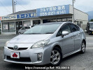 Toyota Prius DAA-ZVW30