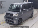 Toyota Pixis Mega LA700A