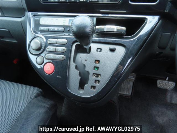 Used 2003 AT toyota wish ZNE10G Image[23]