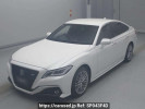 Toyota Crown Hybrid AZSH20