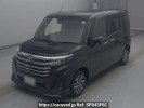 Toyota Roomy M900A