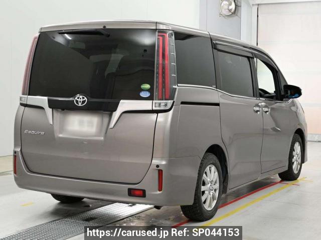 Buy Used 2017 Toyota Esquire ZRR80G (SP044153) - Carused.jp