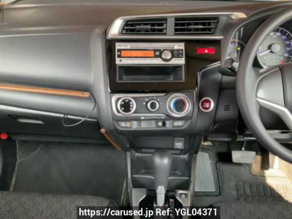 Used 2013 AT honda fit GK4 Image[19]