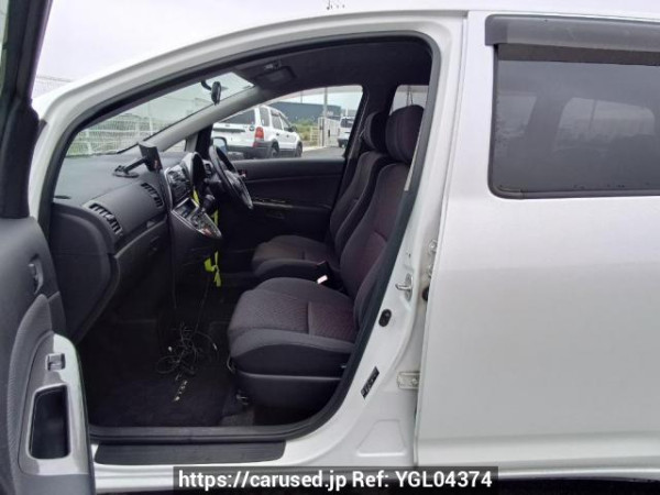 Used 2005 AT toyota wish ZNE10G Image[14]