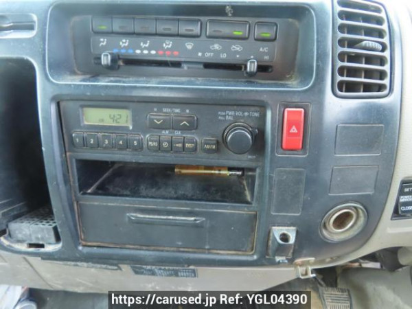 Used 2000 MT hino dutro XZU322T Image[36]