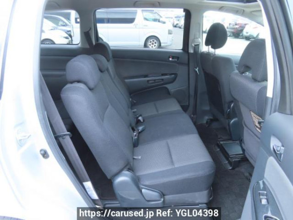 Used 2004 AT toyota wish ZNE10G Image[16]