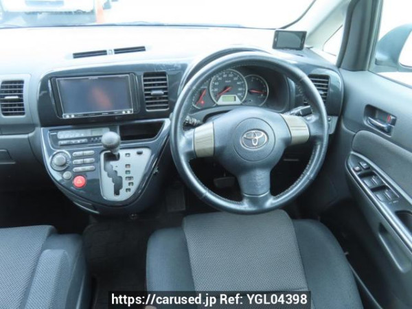 Used 2004 AT toyota wish ZNE10G Image[23]