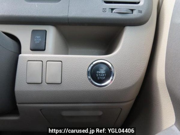 Used 2010 AT toyota noah ZRR70G Image[28]