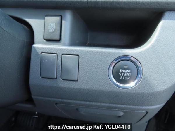 Used 2007 AT toyota voxy ZRR70G Image[33]