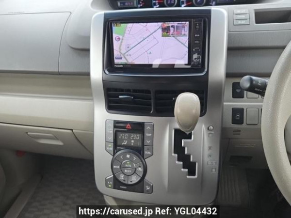 Used 2008 AT toyota noah ZRR75G Image[21]