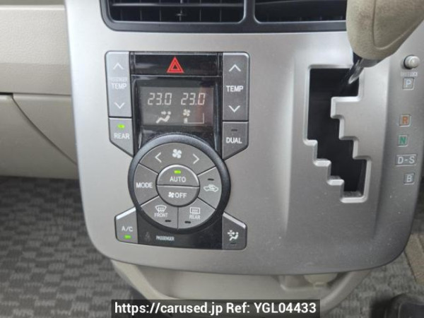 Used 2007 AT toyota noah ZRR75G Image[23]
