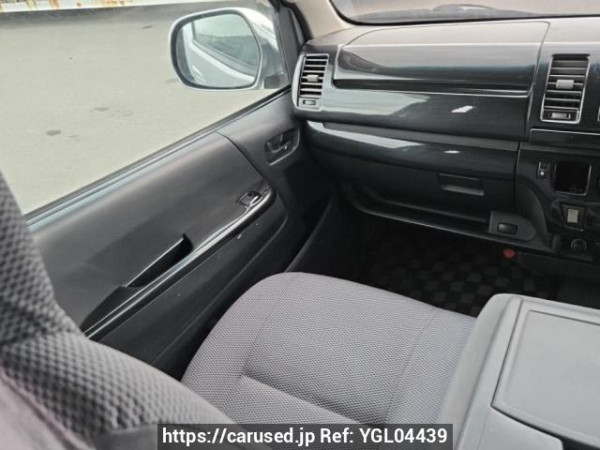 Used 2006 AT toyota hiace-van KDH205V Image[15]
