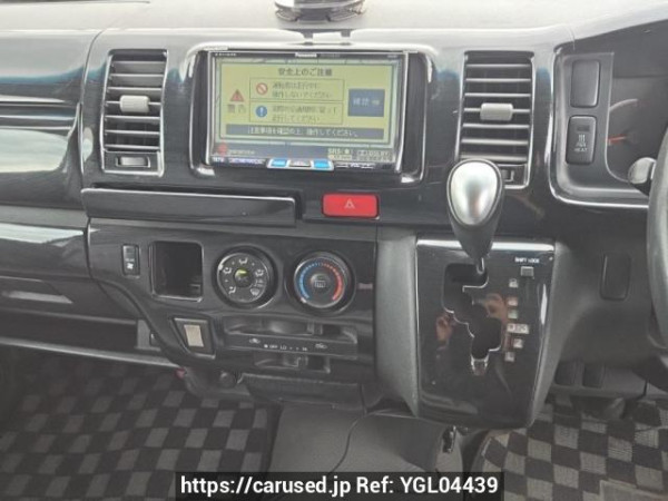 Used 2006 AT toyota hiace-van KDH205V Image[16]