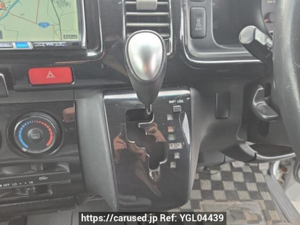 Used 2006 AT toyota hiace-van KDH205V Image[20]