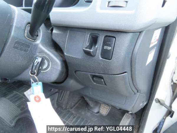 Used 2011 AT toyota hiace-van TRH200K Image[31]