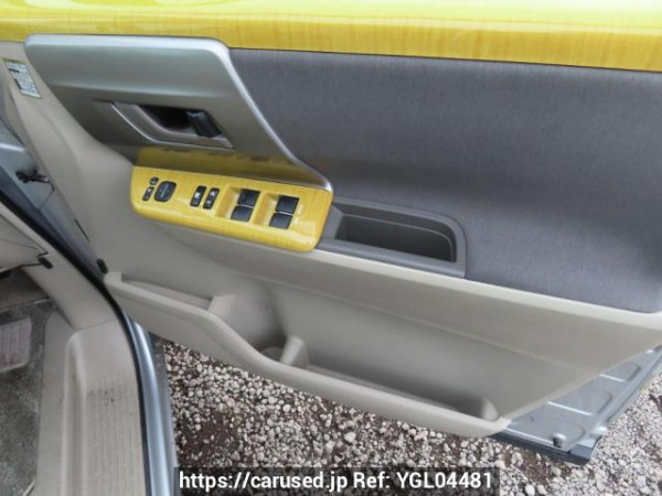 Used 2008 AT toyota noah ZRR70W Image[32]
