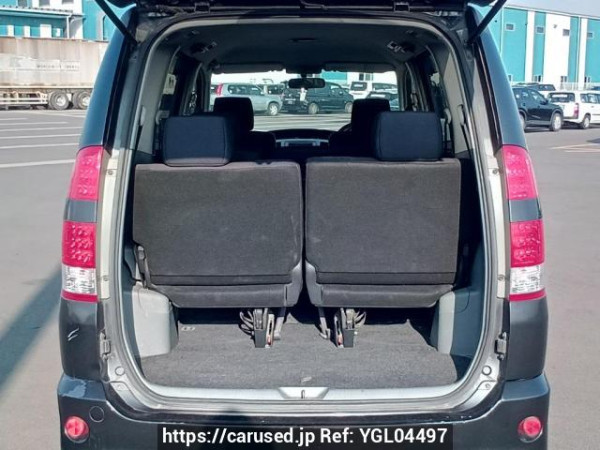 Used 2005 AT toyota noah AZR60G Image[8]