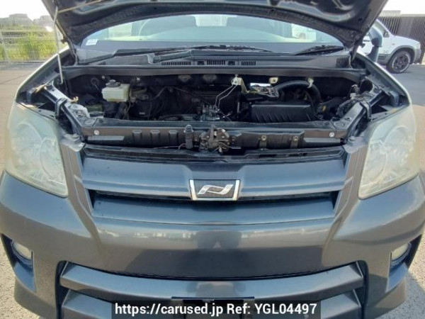Used 2005 AT toyota noah AZR60G Image[9]