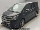 Toyota Noah ZWR80W