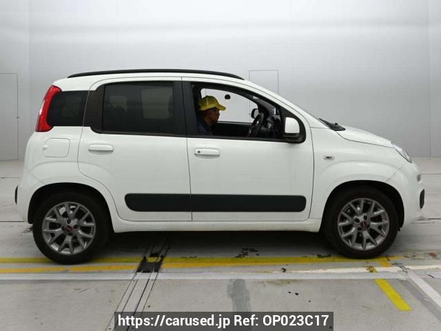Buy Used 2021 Fiat Panda 13909 (OP023C17) - Carused.jp