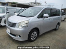Toyota Noah ZRR70G