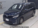 Toyota Voxy ZWR80G