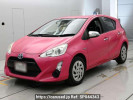 Toyota Aqua NHP10