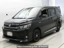 Toyota Voxy ZWR80G