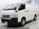 Toyota Hiace Van TRH200V