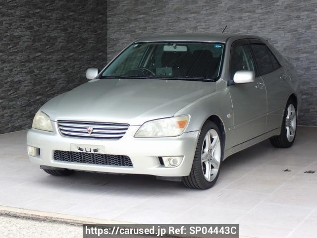 2000 Toyota Altezza GXE10