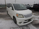 Toyota Noah AZR60G