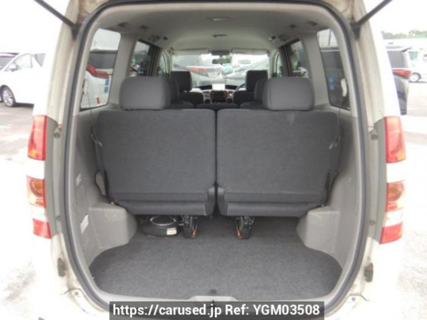 Used 2002 AT toyota noah AZR60G Image[8]