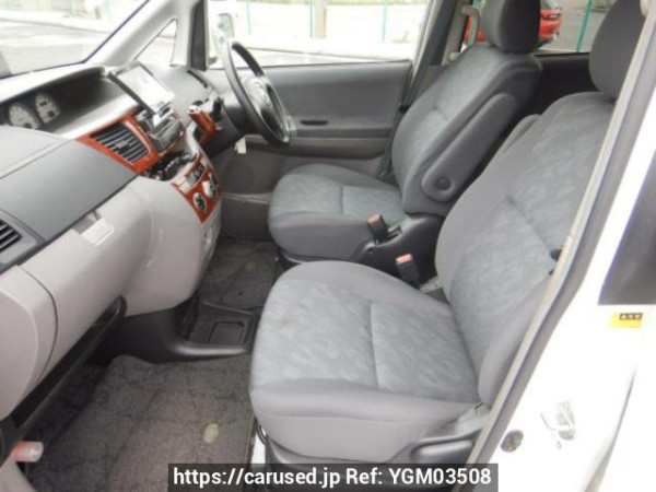 Used 2002 AT toyota noah AZR60G Image[14]
