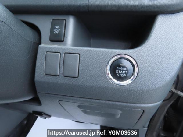 Used 2008 AT toyota noah ZRR70W Image[31]