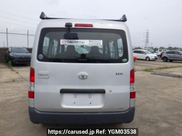 Used 2012 AT toyota townace-van S402M Image[5]