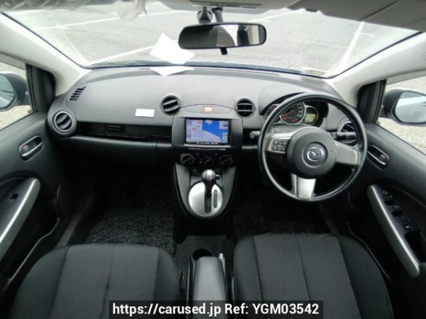 Used 2013 AT mazda demio DE3FS Image[16]