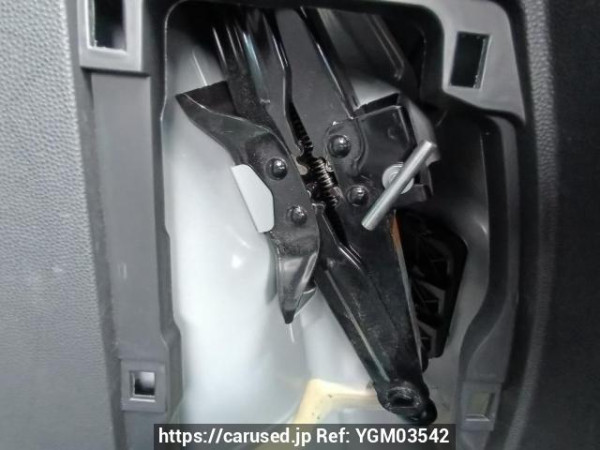 Used 2013 AT mazda demio DE3FS Image[41]