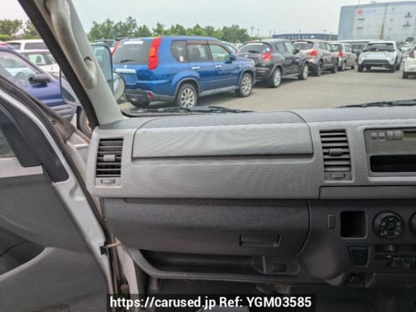 Used 2007 MT toyota regiusace-van KDH200V Image[14]