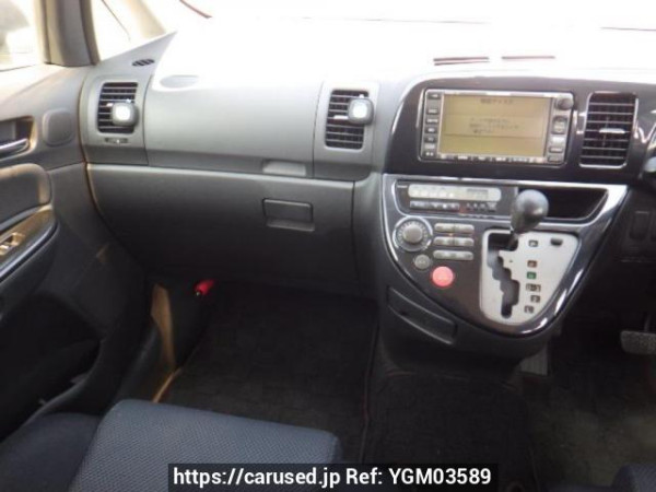 Used 2003 AT toyota wish ZNE10G Image[18]