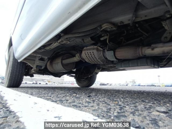 Used 2002 AT toyota hiace-van RZH112V Image[32]