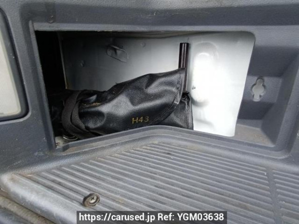 Used 2002 AT toyota hiace-van RZH112V Image[36]