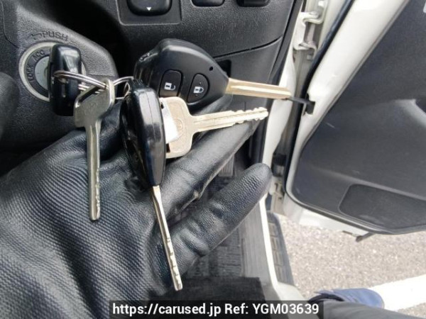 Used 2006 AT toyota hiace-van KDH205V Image[24]