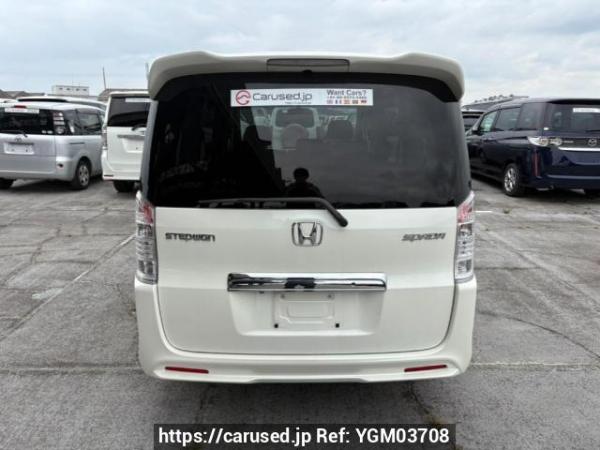 Used 2010 AT honda step-wgn RK5 Image[5]