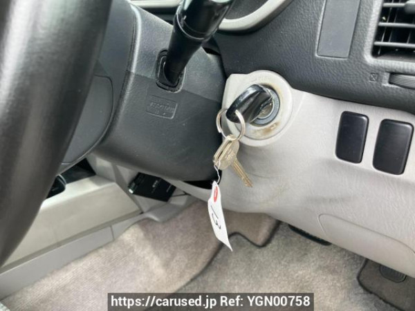 Used 2005 AT toyota hilux-surf TRN215W Image[16]